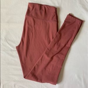 Active pink leggings !